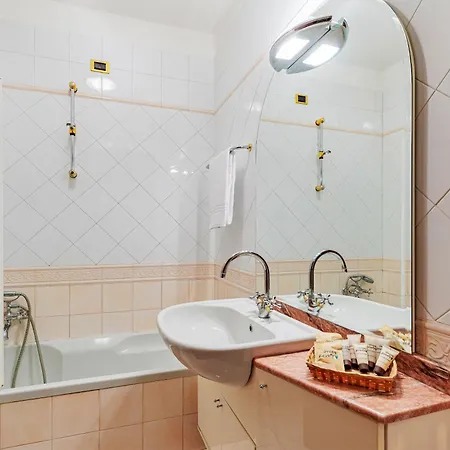 Hotel Palma By Agf 4*